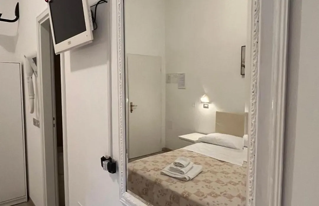 Hotel Lucerna-1